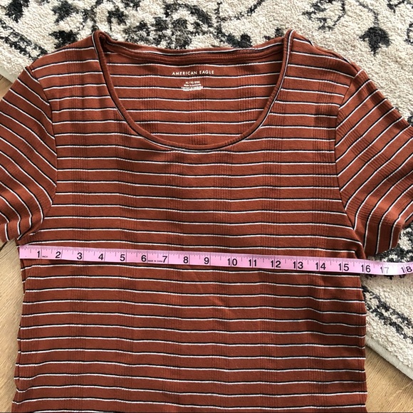 AE striped short sleeve crop top XL - Picture 3 of 7